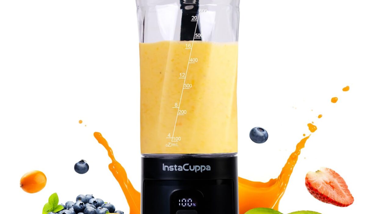 InstaCuppa Portable Blender Bottle